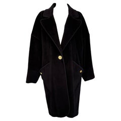 Chanel Black Cashmere Single Button Coat with Button Triangle Pockets 1980s 38