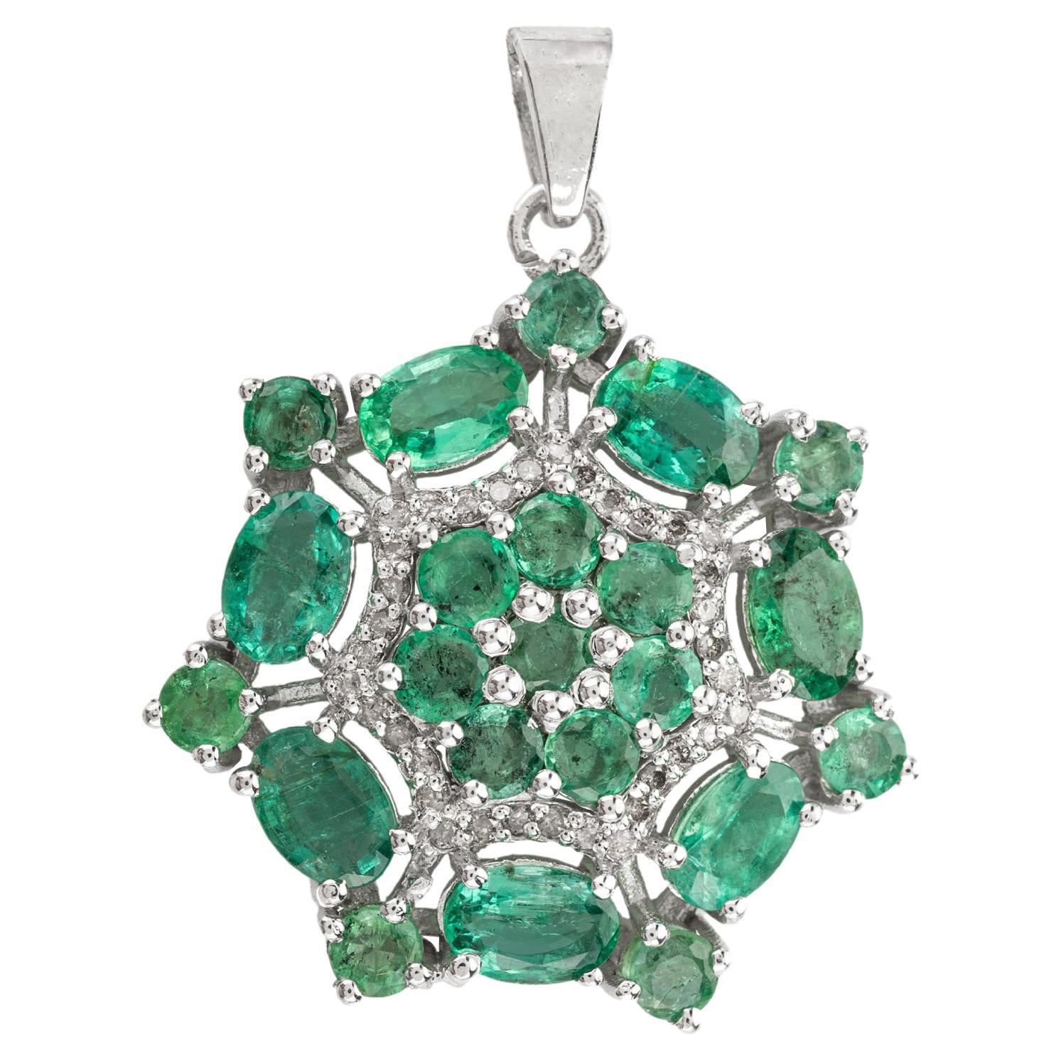 Real Emerald Birthstone Flower Pendant in .925 Sterling Silver for Women For Sale