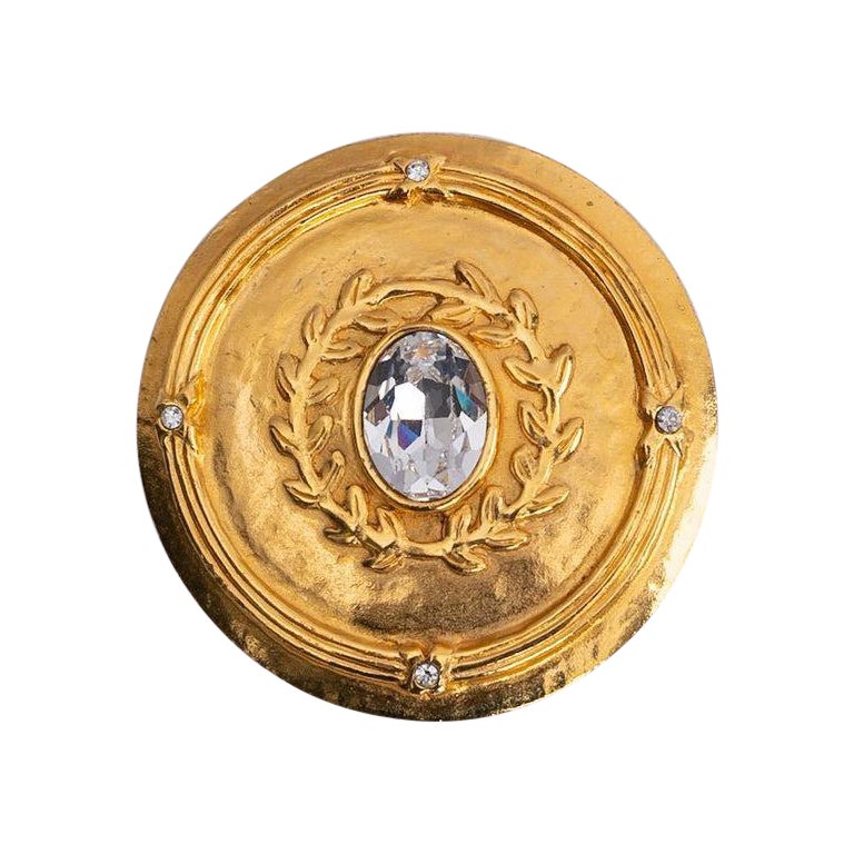 Chanel Ines De La Fressange Gilded Metal Brooch For Sale
