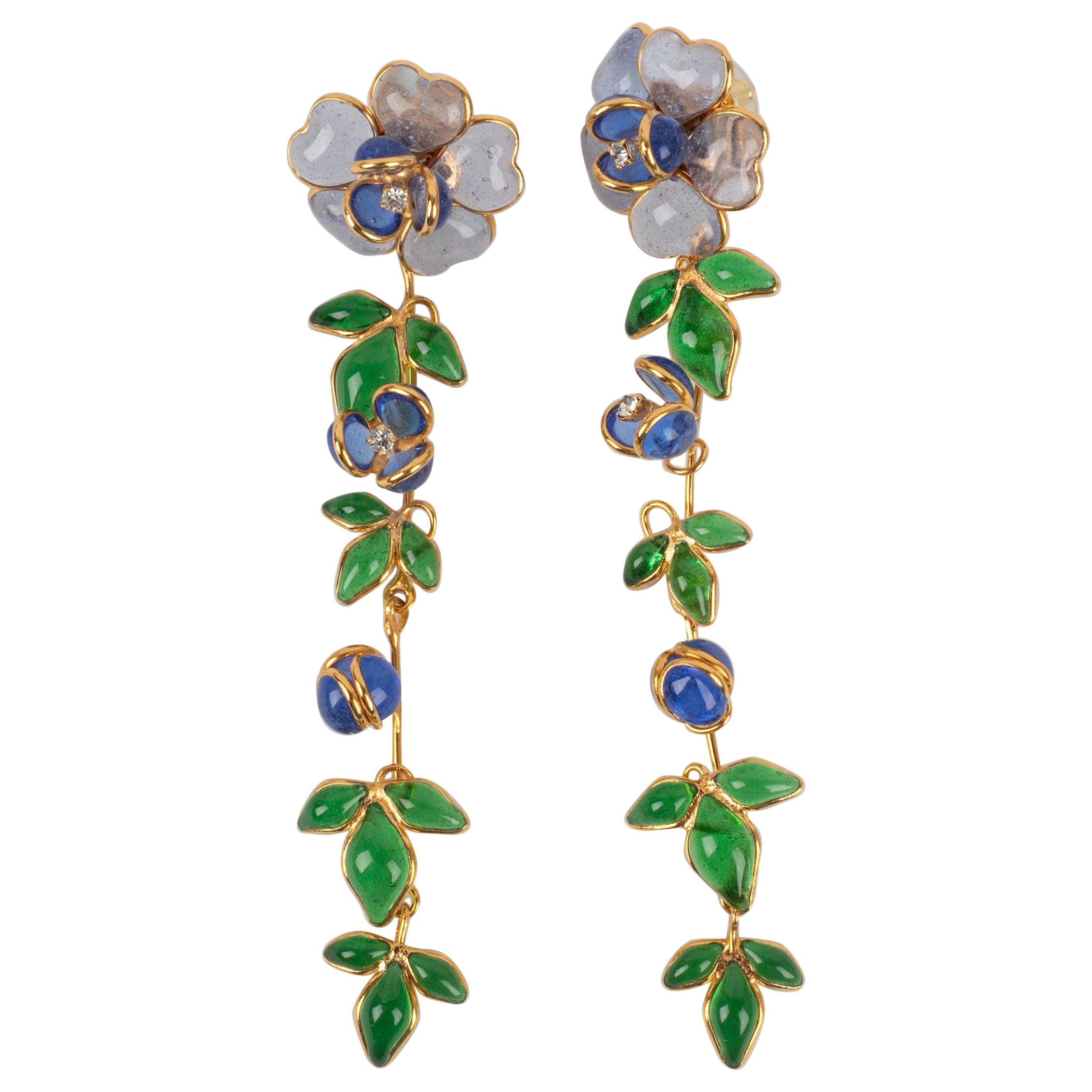 Augustine Golden Metal Earrings with Glass Paste in Blue Tones For Sale