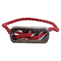Hermès Armband aus gewebtem rotem Leder mit silberner Schließe