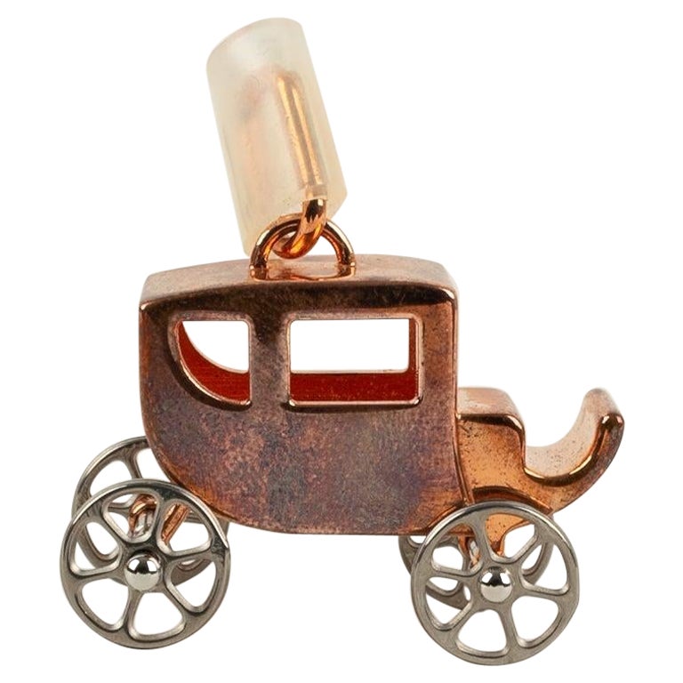 Hermès Charm Pendant "Horse-Drawn Carriage" For Sale