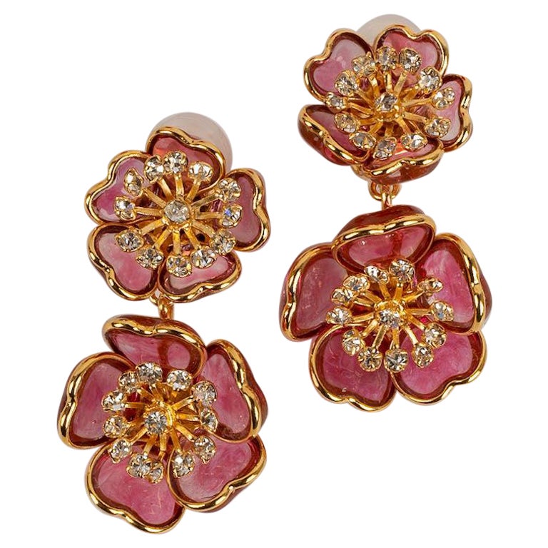 Augustine Golden Metal and Glass Paste Clip-on Earrings For Sale