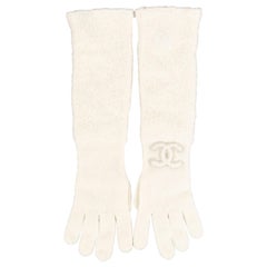 Chanel White Wool Gloves