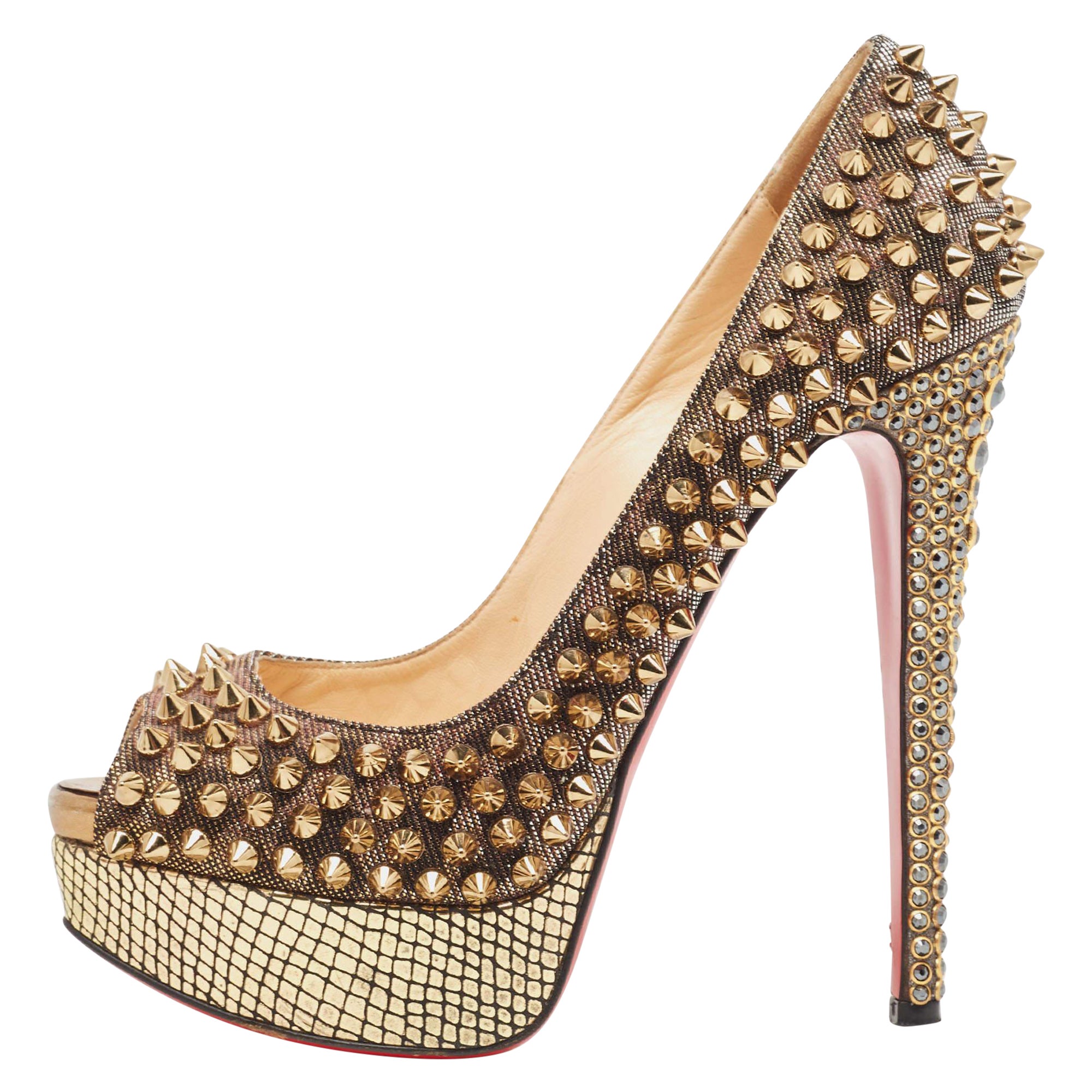 Christian Louboutin Gold Lurex Fabric Lady Peep Spike Pumps Size 35.5 For Sale