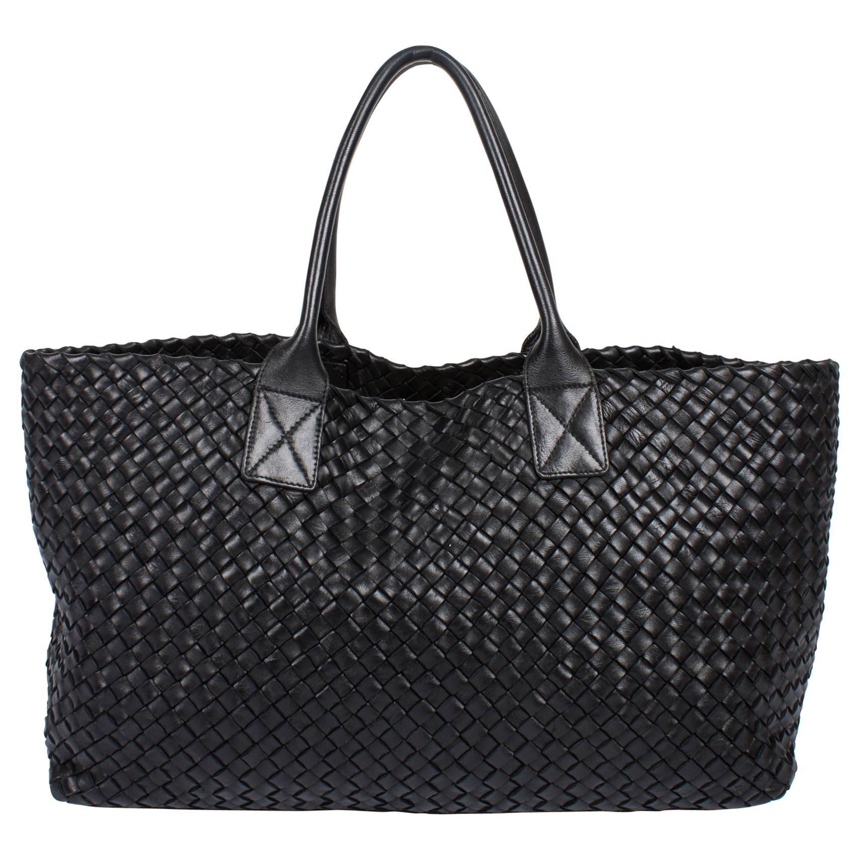 Bottega Veneta Cabat Intrecciato Woven Medium Tote Bag - black