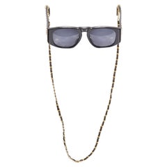 Vintage CHANEL 01450 CC gold logo black shiny quilted frame sunglasses
