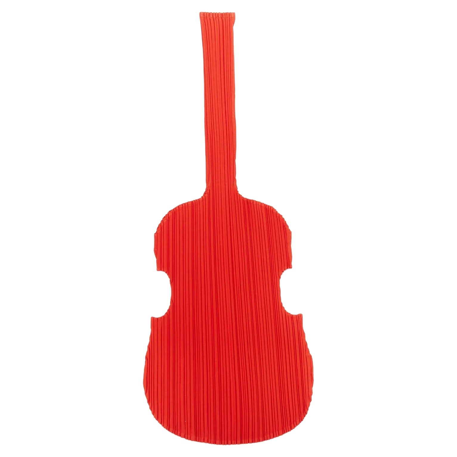 ISSEY MIYAKE PLEATS PLEASE rare limited edition red plisse guitar tote bag For Sale