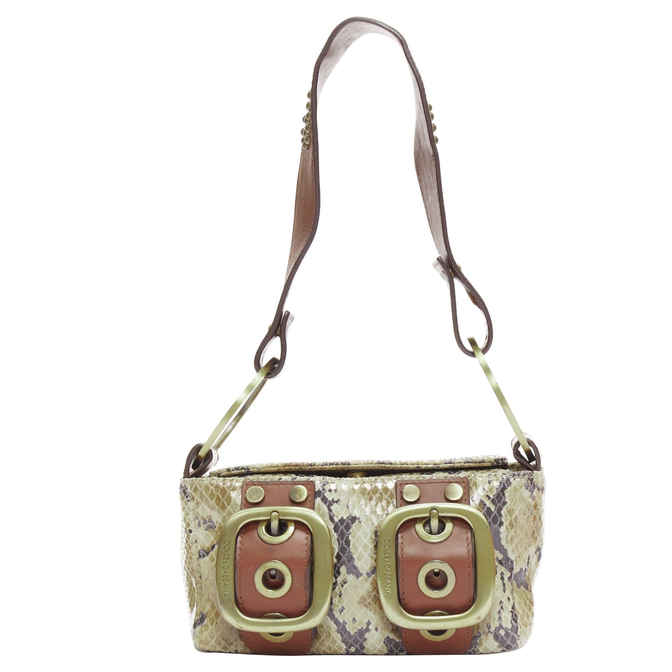 DOLCE GABBANA Vintage Y2K sac à bandoulière boxy en cuir texturé beige à double boucle en vente