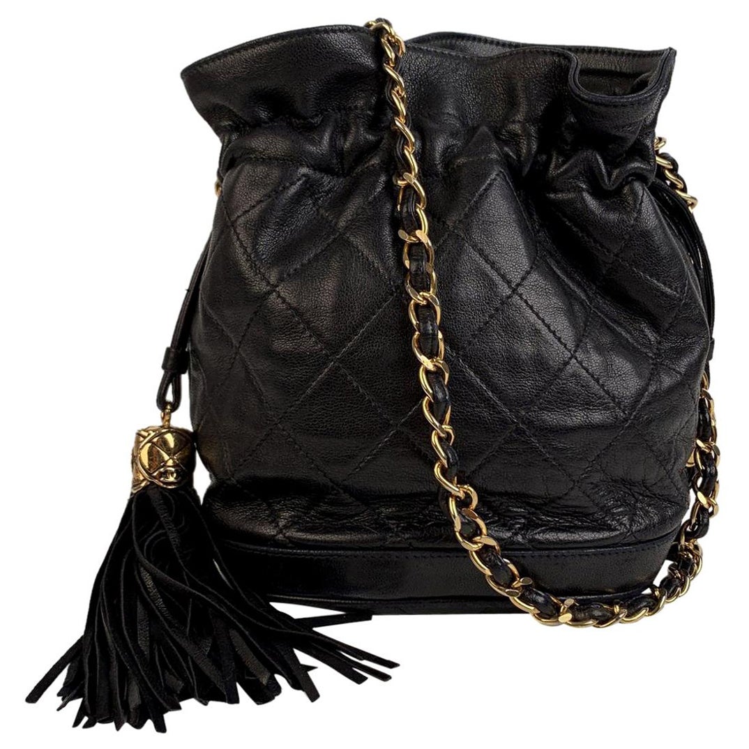 Chanel Vintage 1989 Black Quilted Leather Small Bucket Shoulder Bag