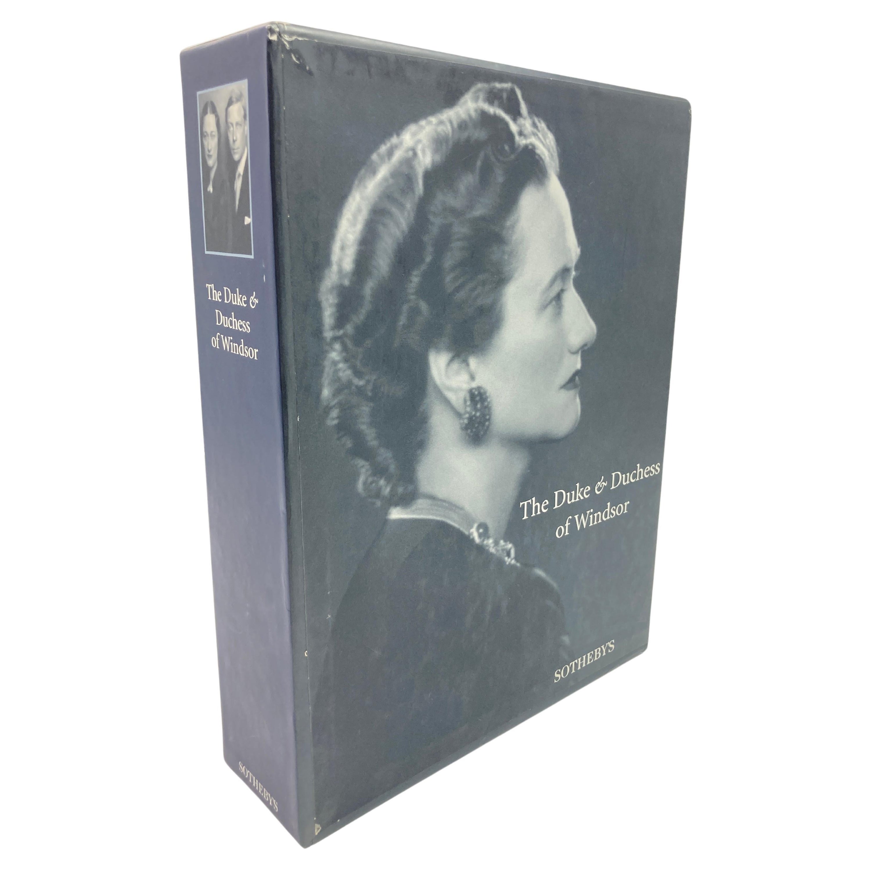 The Duke and Duchess of Windsor Auction Sotheby's Books Catalogs in Slipcase Box (Le duc et la duchesse de Windsor, ventes aux enchères, catalogues de livres de Sotheby's dans une boîte) en vente