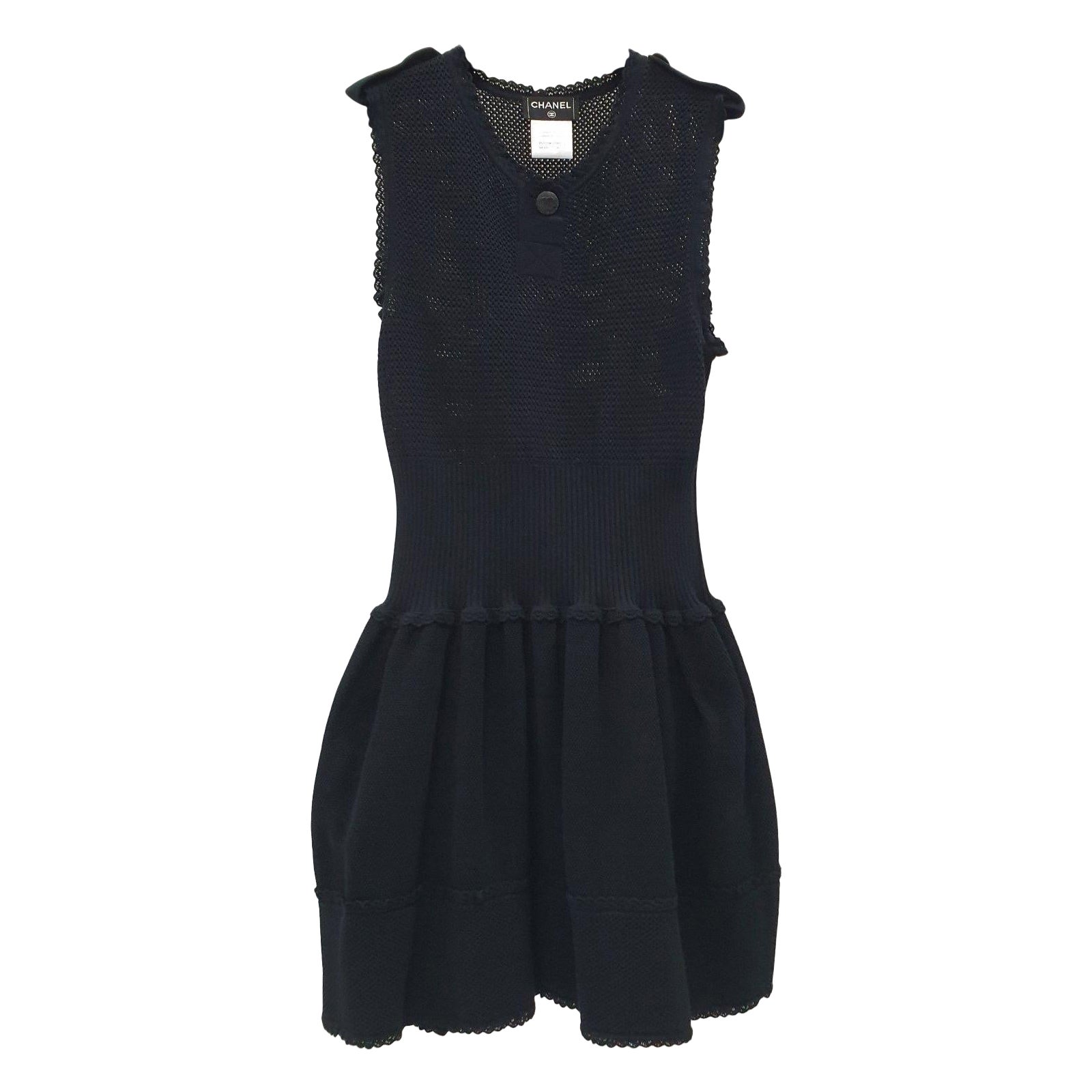 CHANEL Sleeveless Coco Mark Cotton Black Dress For Sale