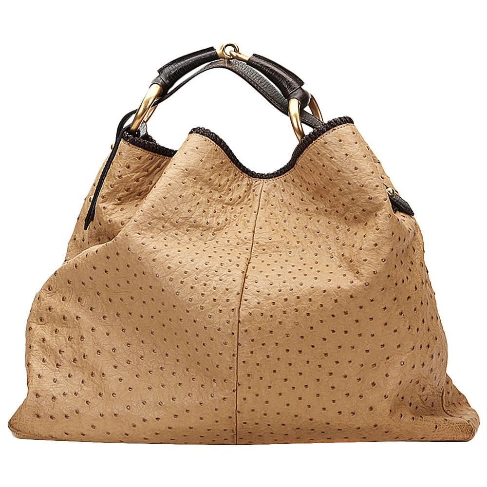 2000s Gucci Beige Ostrich Leather Horsebit Hobo Bag For Sale at 1stdibs