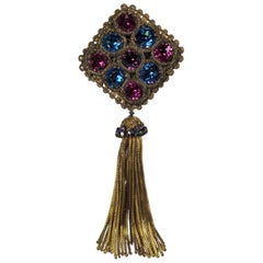 Yves Saint Laurent Alta Costura Broche de lingotes y borla de Swarovski