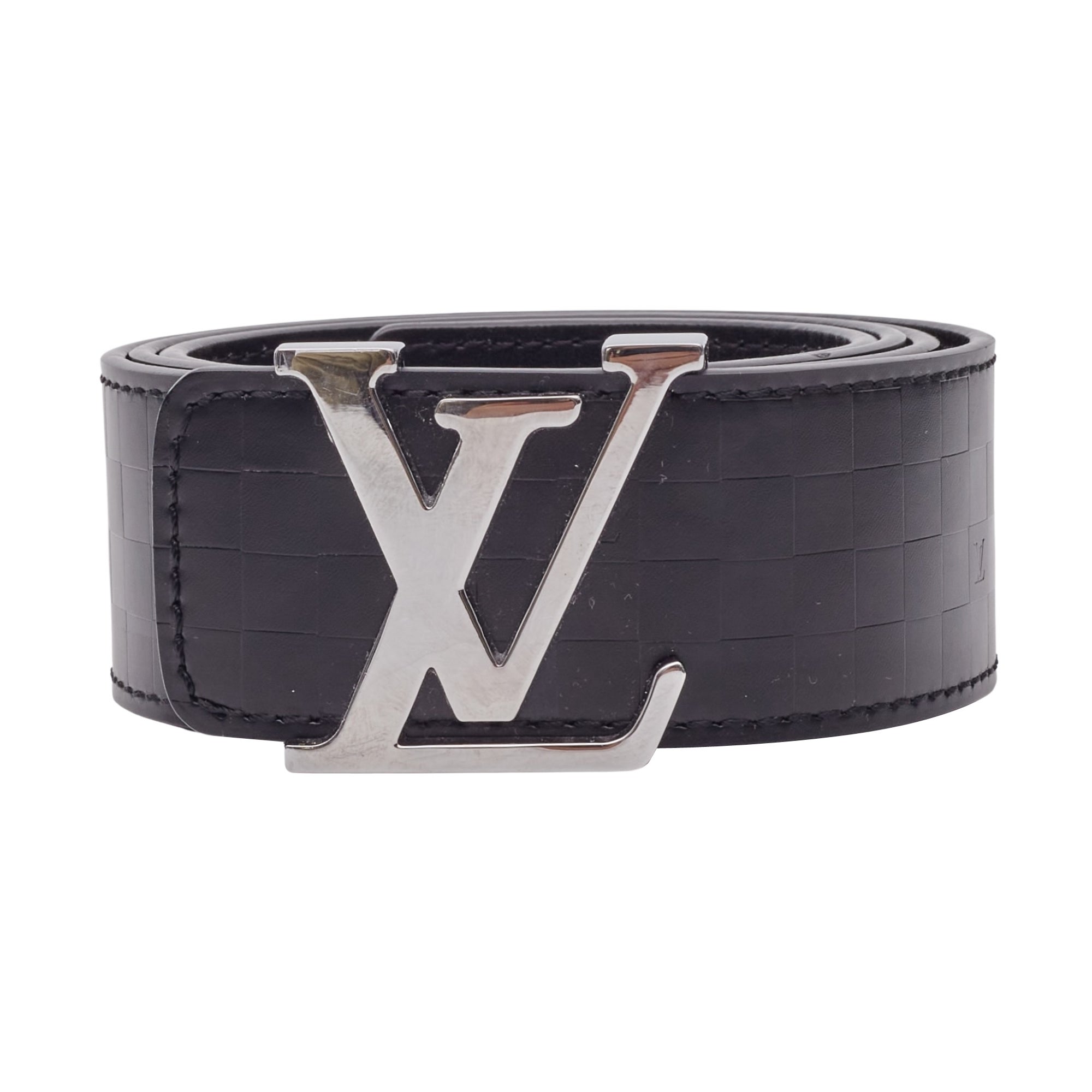 Ceinture à boucle logo en cuir noir Louis Vuitton (42/105) en vente