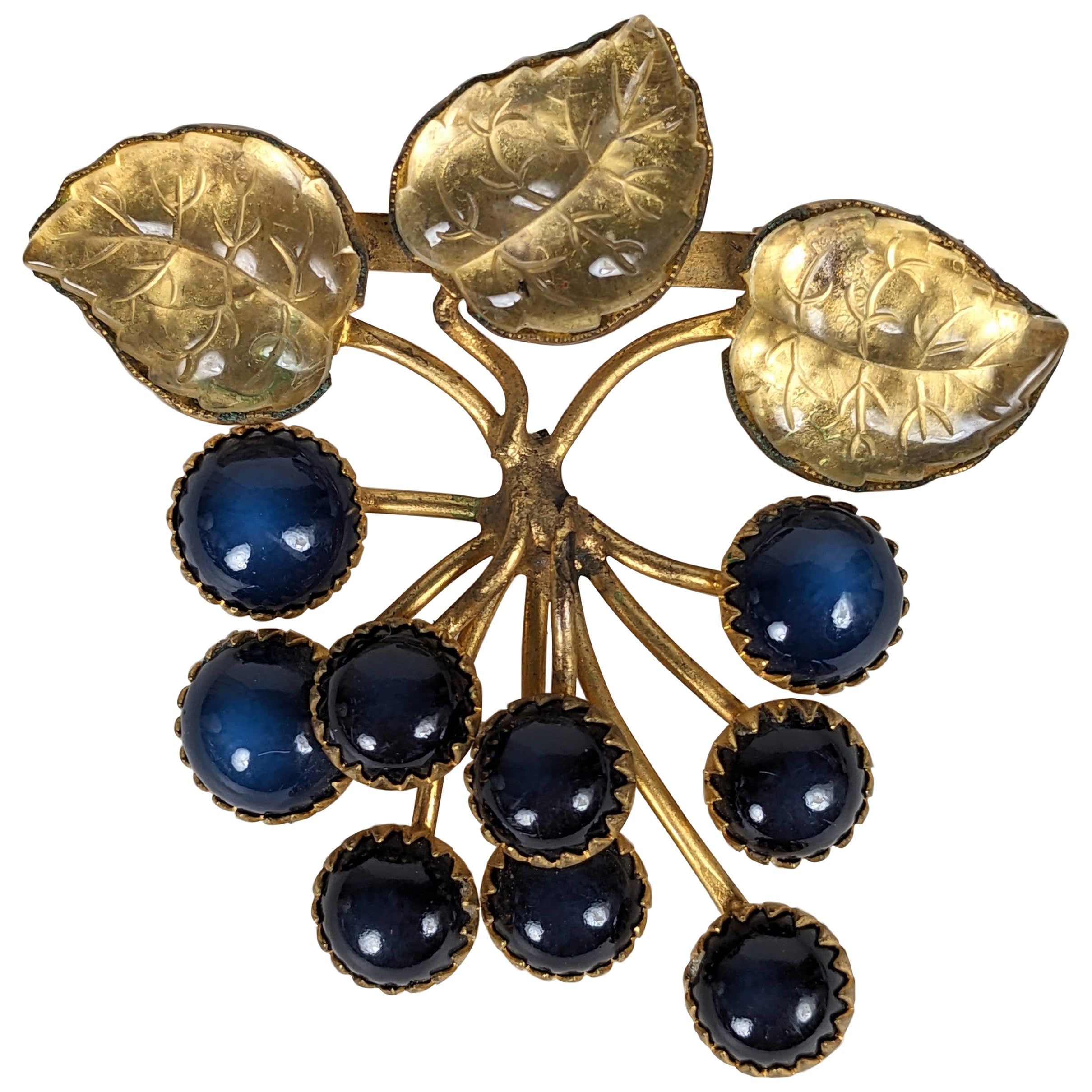  Countess Cis Berry Brooch For Sale