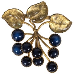 Vintage  Countess Cis Berry Brooch