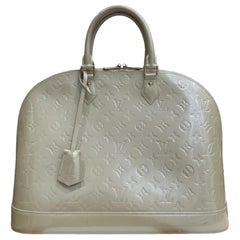 Louis Vuitton Alma GM Vernice Crema Borsa A Mano