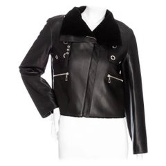 Hermès - Blouson motard court en cuir noir doublé de shearling  