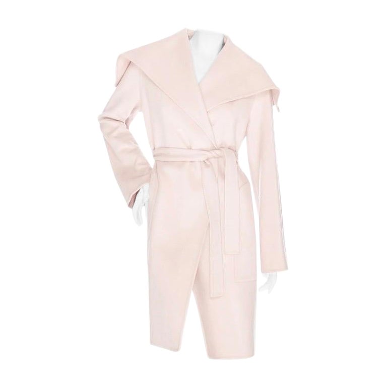 Hermès - Manteau à col large en cachemire rose clair  en vente