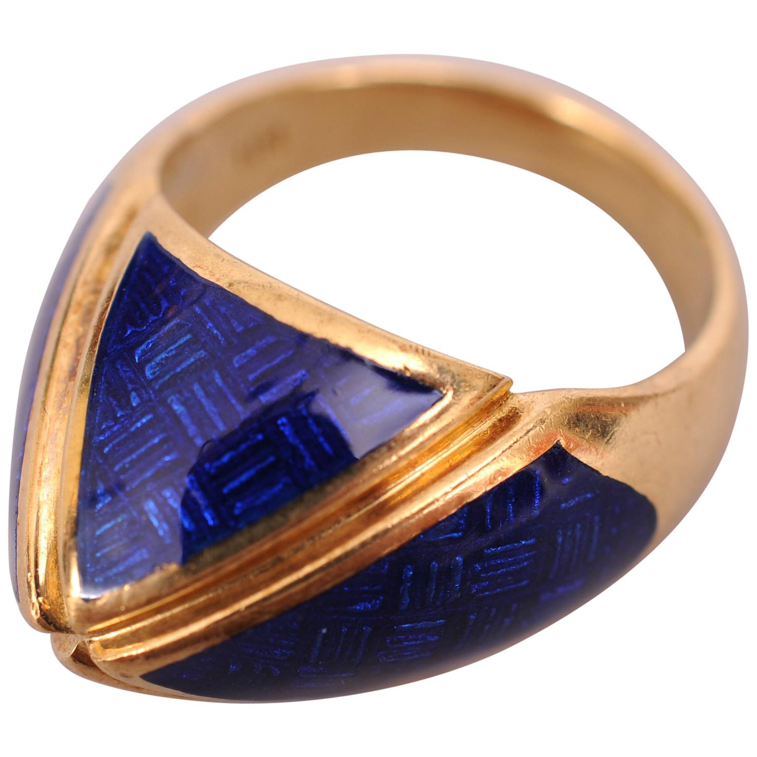 18k Gold and Blue Enamel Dome Ring For Sale