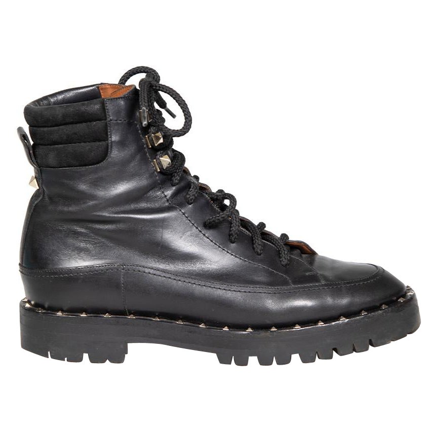 Valentino Garavani Black Leather Rockstud Combat Boots Size IT 37.5 For Sale