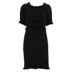 Chanel Schwarzes knielanges Kleid aus Tweed mit Fransen Größe XS