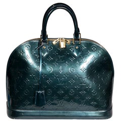 Louis Vuitton 2009 Green Patent Leather Monogram Amarante Vernis Alma GM