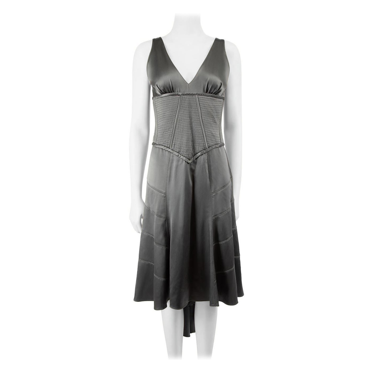 Amanda Wakeley Grey Silk V-Neck Midi Dress Size M For Sale