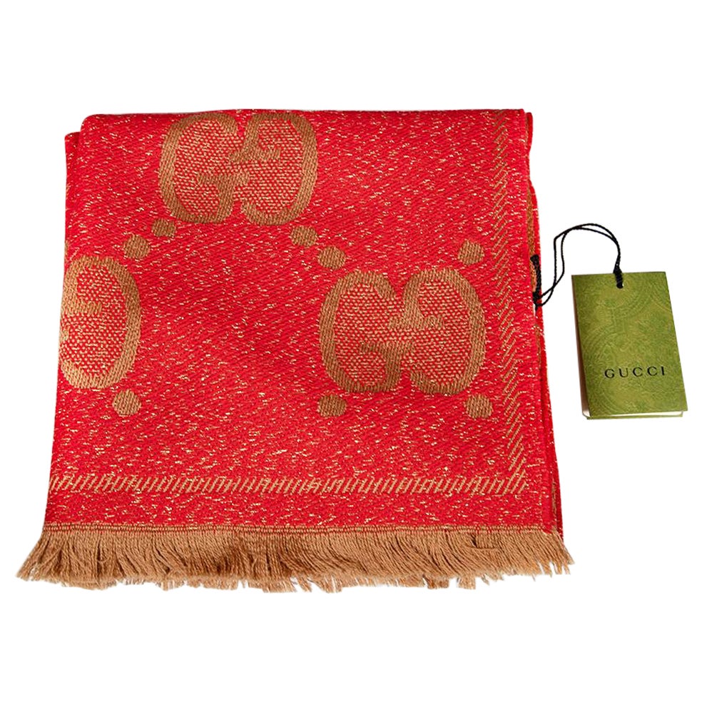 Gucci Red Wool GG Jacquard Scarf For Sale