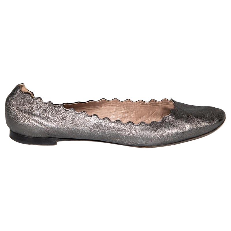 Chloé Silver Leather Scalloped Ballet Flats Size IT 37 For Sale