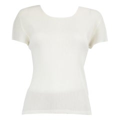 Issey Miyake Pleats Please by Issey Miyake White Round Neck Pleated Top Size M