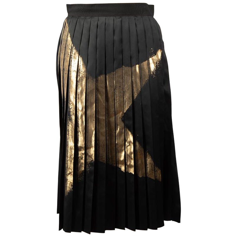 Golden Goose Black Riley Star-Print Pleated Skirt Size M For Sale