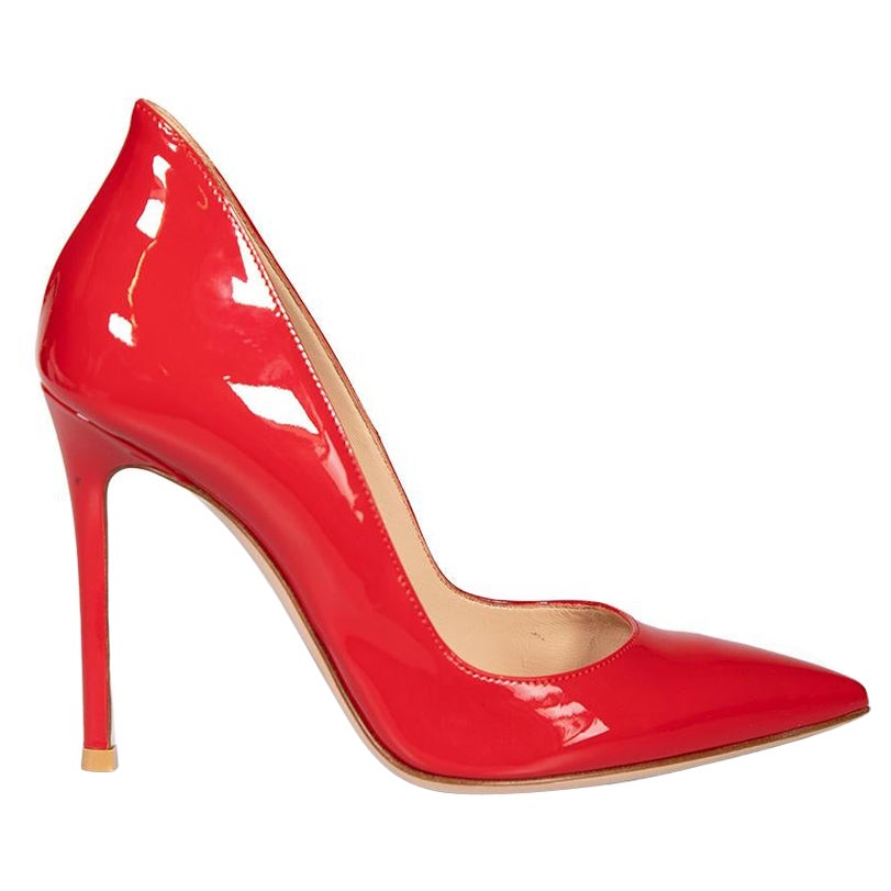 Gianvito Rossi Red Patent Leather Pointed Toe Heels Size IT 36.5 For Sale