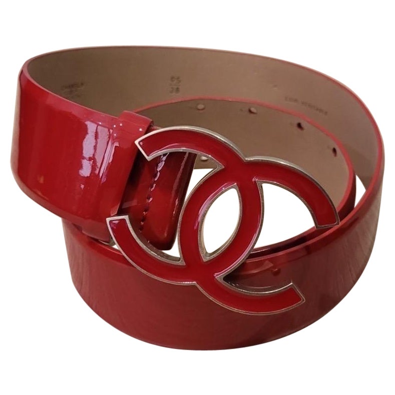 CHANEL CC Red Patent Leather Belt  Size 95/38 For Sale