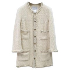 Chanel 8K$ Tweed-Jacke mit Kettenbesatz 