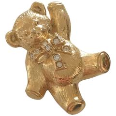 Avon Gold tone bear Brooch 9