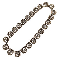 Trifari - Collier à maillons en or rose et pavé de pensées