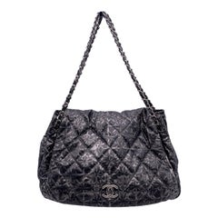 Chanel Rock in Moskau Abstrakter Druck Nylon Akkordeon-Klappentasche