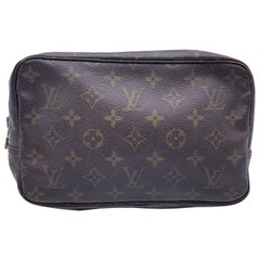 Louis Vuitton Retro Monogram Toiletry Trousse 23 Cosmetic Bag