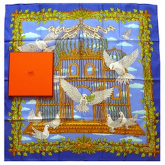 Rare Foulard Hermes Special Edition Envol, parfait état avec boîte