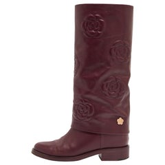 Chanel Lila Lederstiefel in Knielänge Größe 39,5