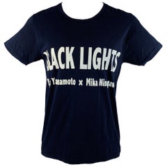 Yohji Yamamoto - T-shirt in cotone con logo bianco e blu navy - taglia M. I. M. T. I.