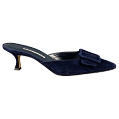 Used MANOLO BLAHNIK Size 10 Navy Suede Pumps