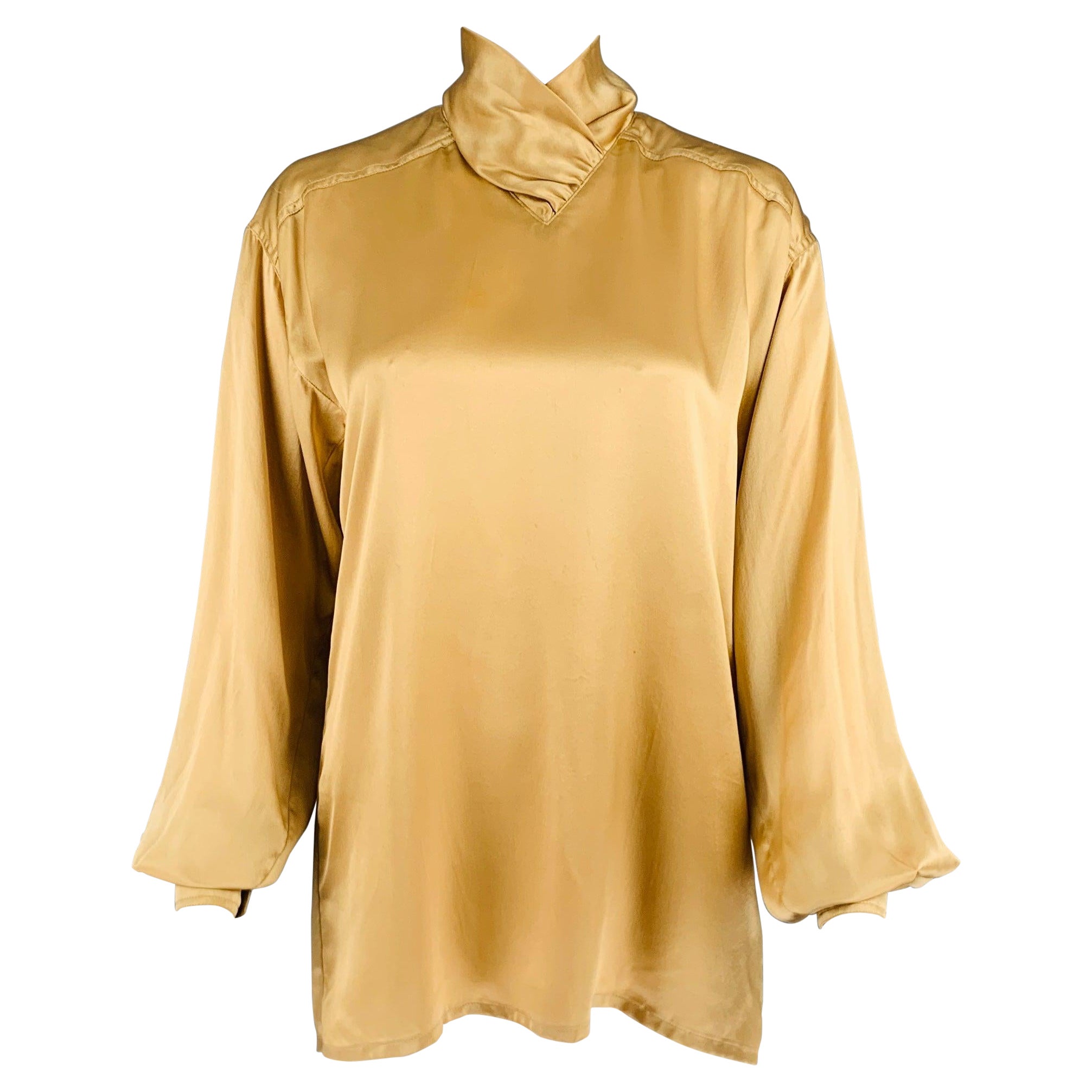 ESCADA Size 4 Beige Silk Dolman Sleeve Blouse For Sale
