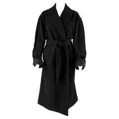 Manteau THEORY taille L, en laine mélangée noire à revers clouté massif