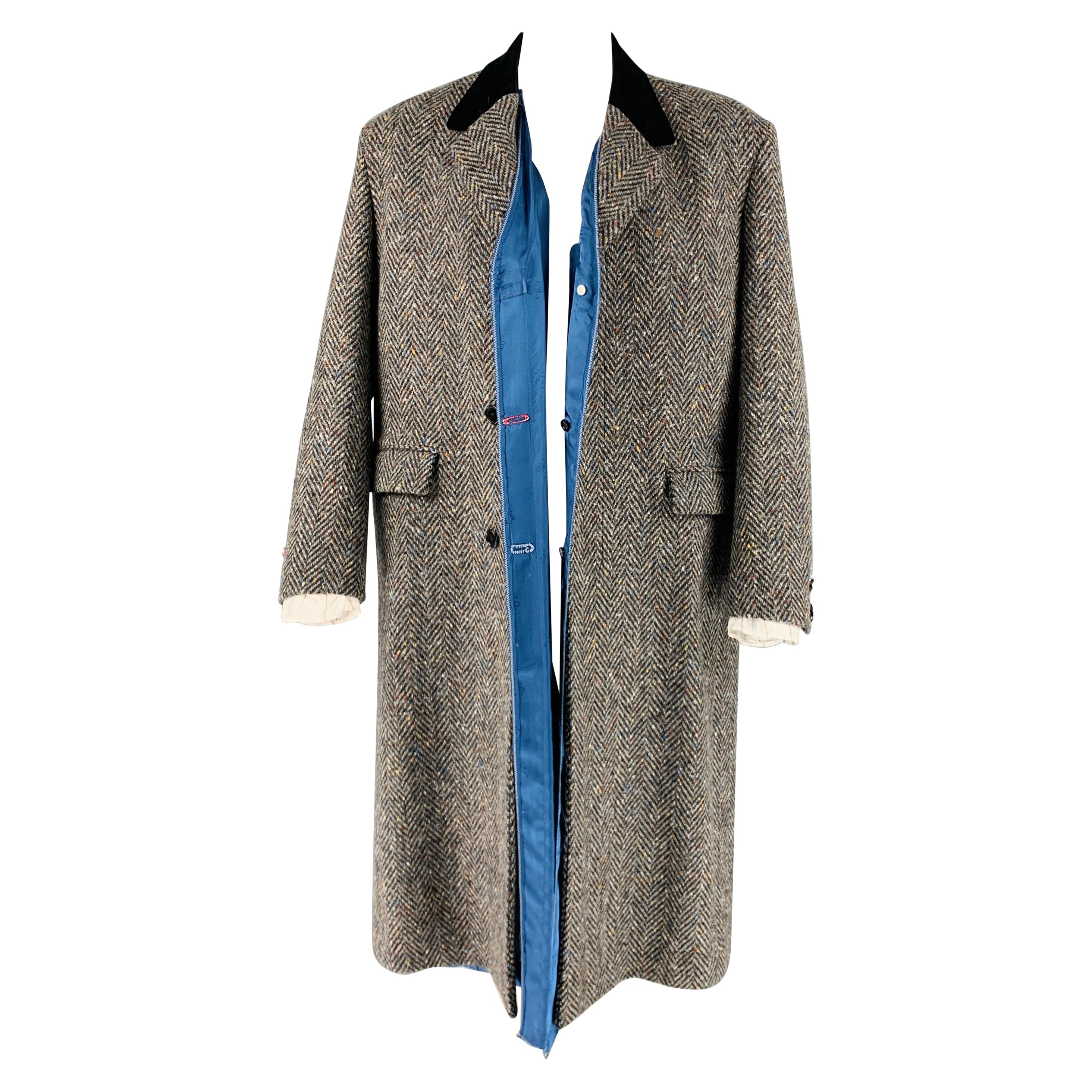 MARNI Chest Size 42 Size 42 Grey Multi-Color Herringbone Wool Notch Lapel Coat For Sale