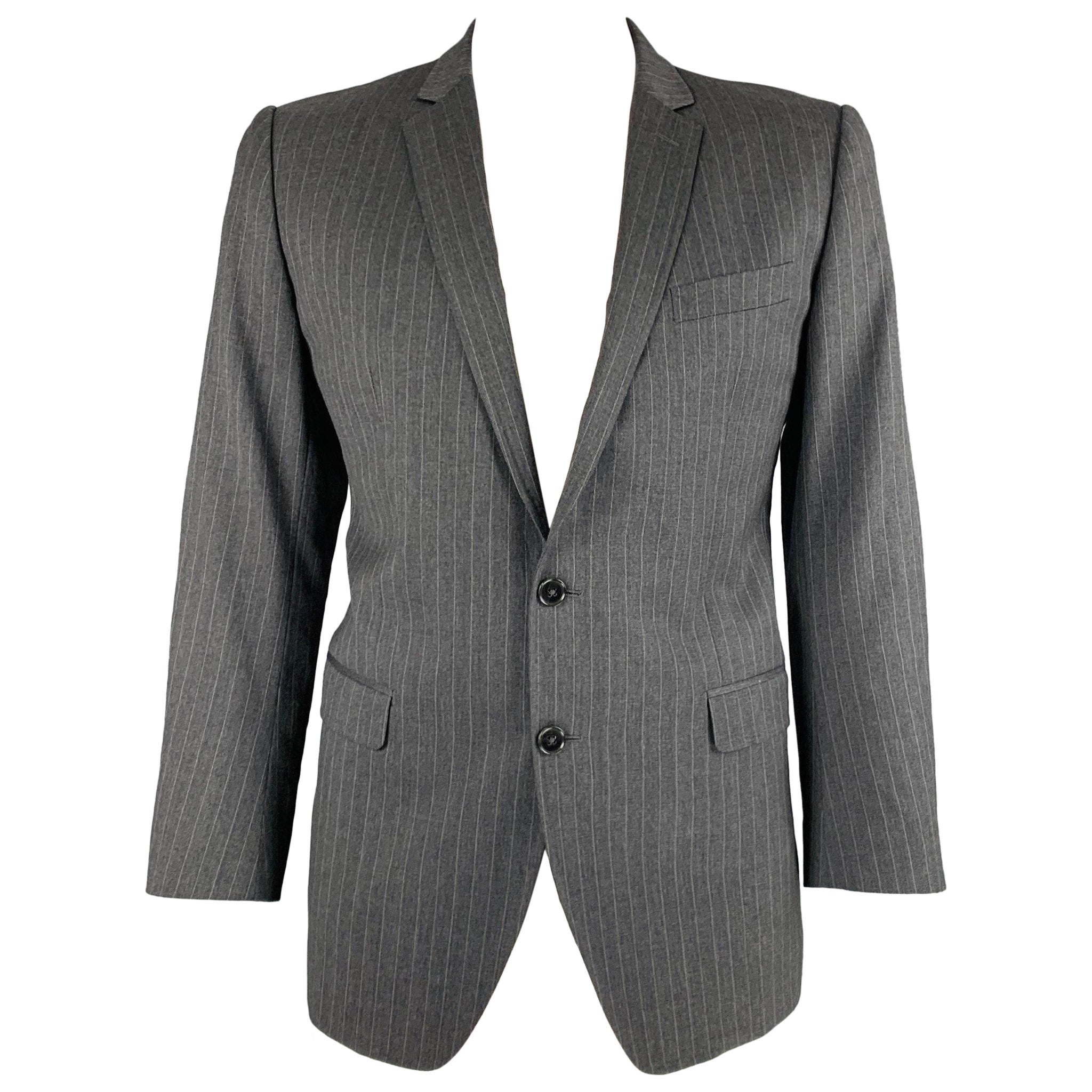 DOLCE & GABBANA Size 42 Grey White Pinstripe Virgin Wool Sport Coat For Sale