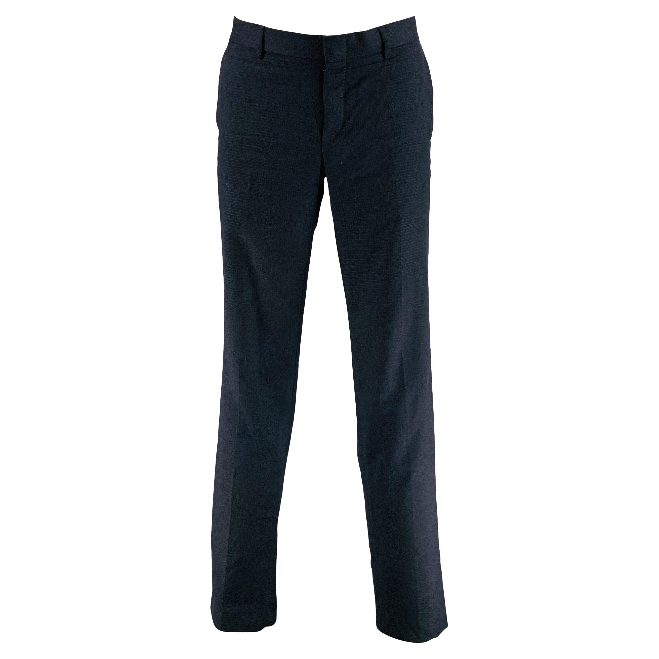 GUCCI Size 34 Navy Textured Wool Flat Front Casual Pants For Sale