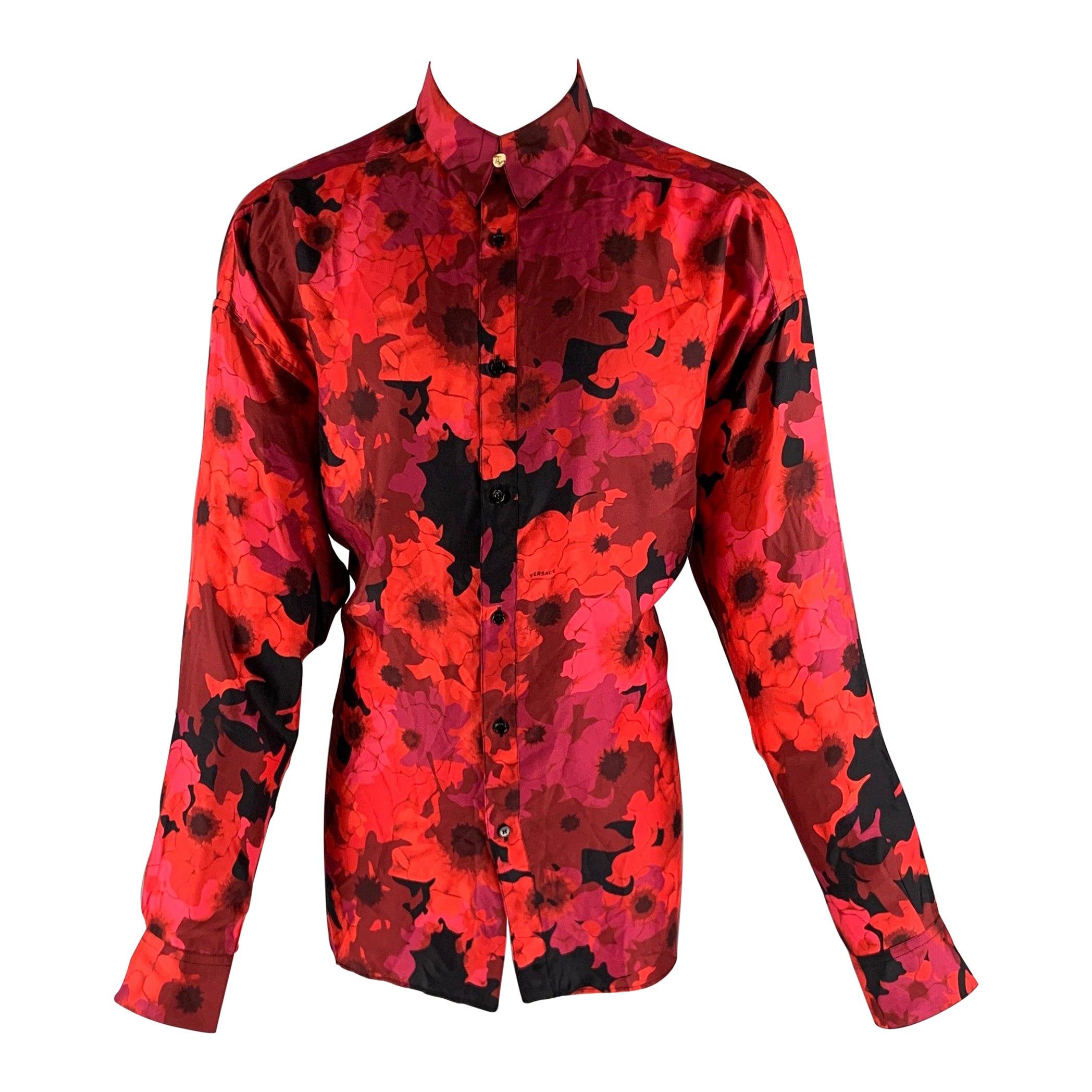 VERSACE, chemise à manches longues boutonnée en soie à fleurs multicolores, taille L en vente